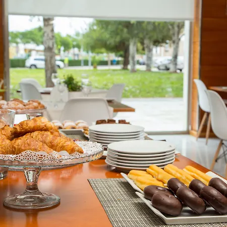 Checkin Valencia 酒店 3*