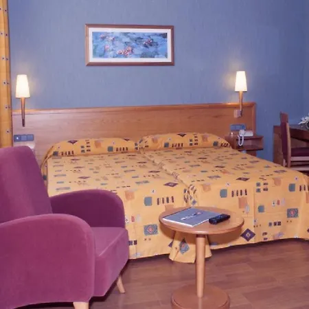 Checkin Valencia 3* Алакуас