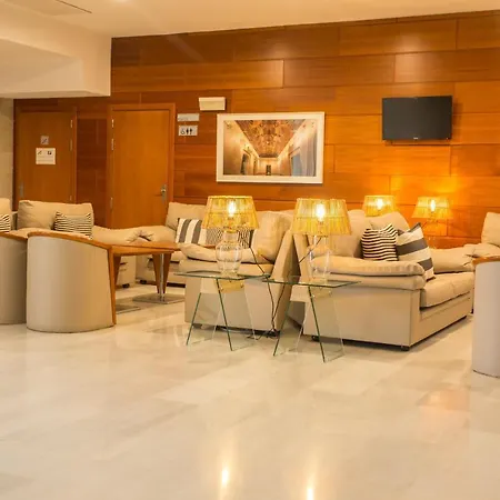 Checkin Valencia Отель 3*