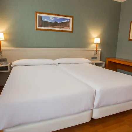 Hotel Checkin Valencia 3*