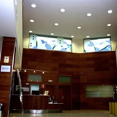 Checkin Valencia 3*