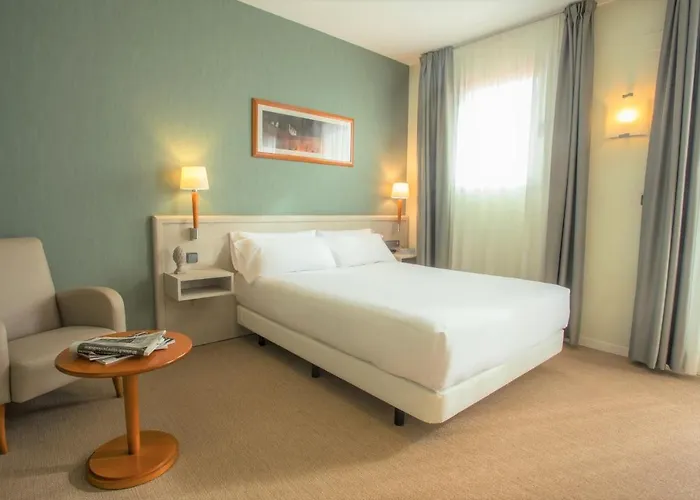 Checkin Valencia ホテル 3*