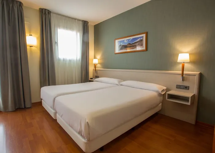 Checkin Valencia ホテル 3*